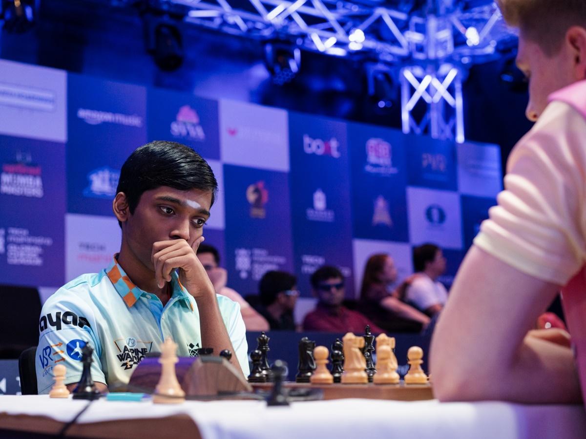 Tata Steel chess: Carlsen beats Praggnanandhaa to grab lead - Rediff.com