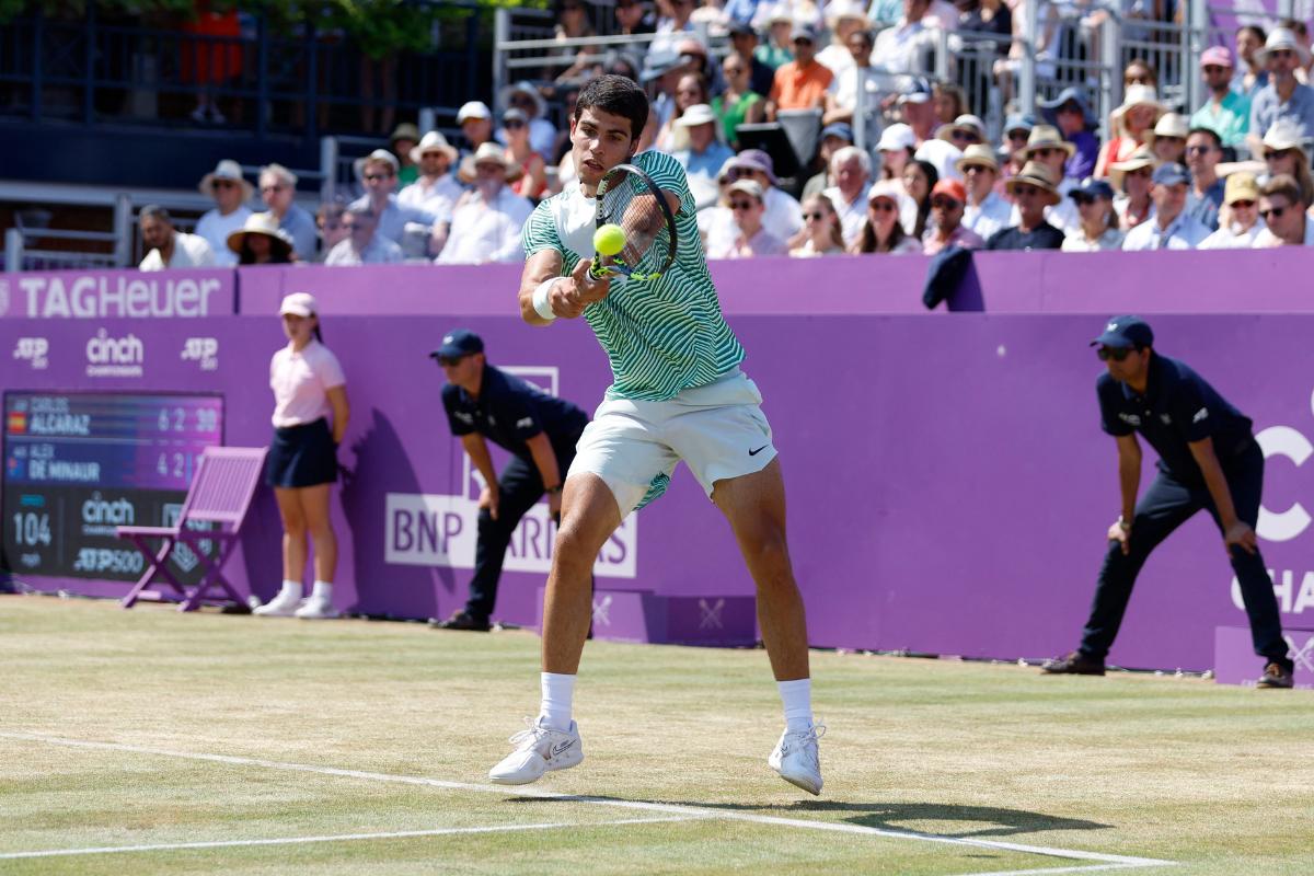 Carlos Alcaraz is the fourth Spanish player to win the pre-Wimbledon tournament