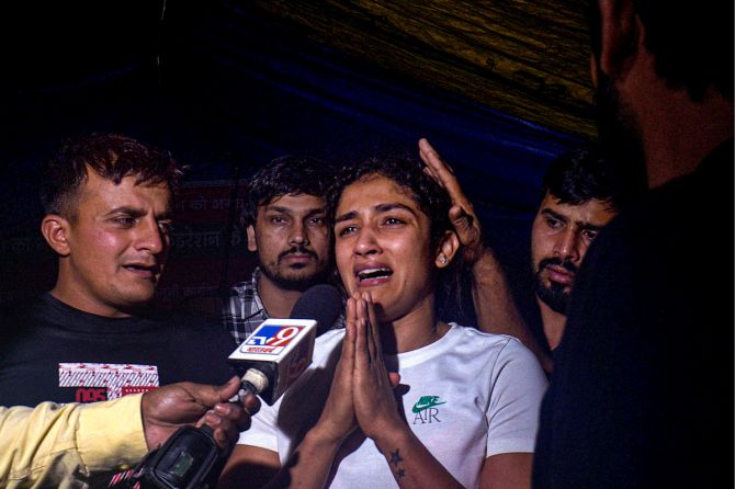Sangita Phogat was in tears while talking to the media after a scuffle broke out between wrestlers and the police at Jantar Mantar, in New Delhi on Wednesday night.