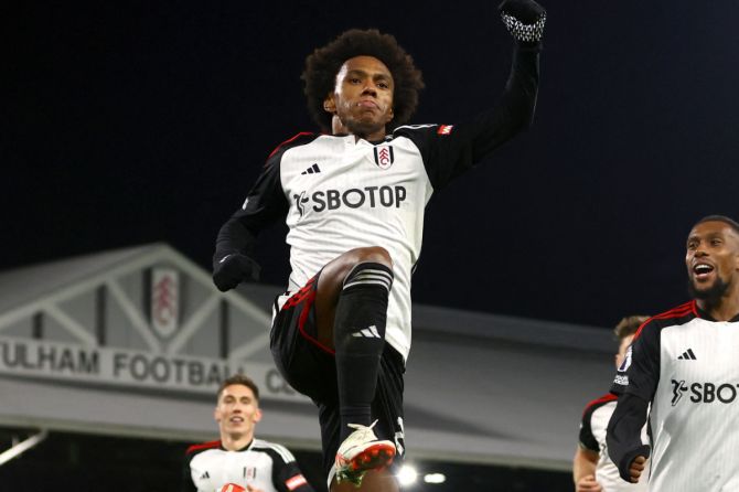 Soccer PIX: Willian stars in Fulham win; Girona held - Rediff.com