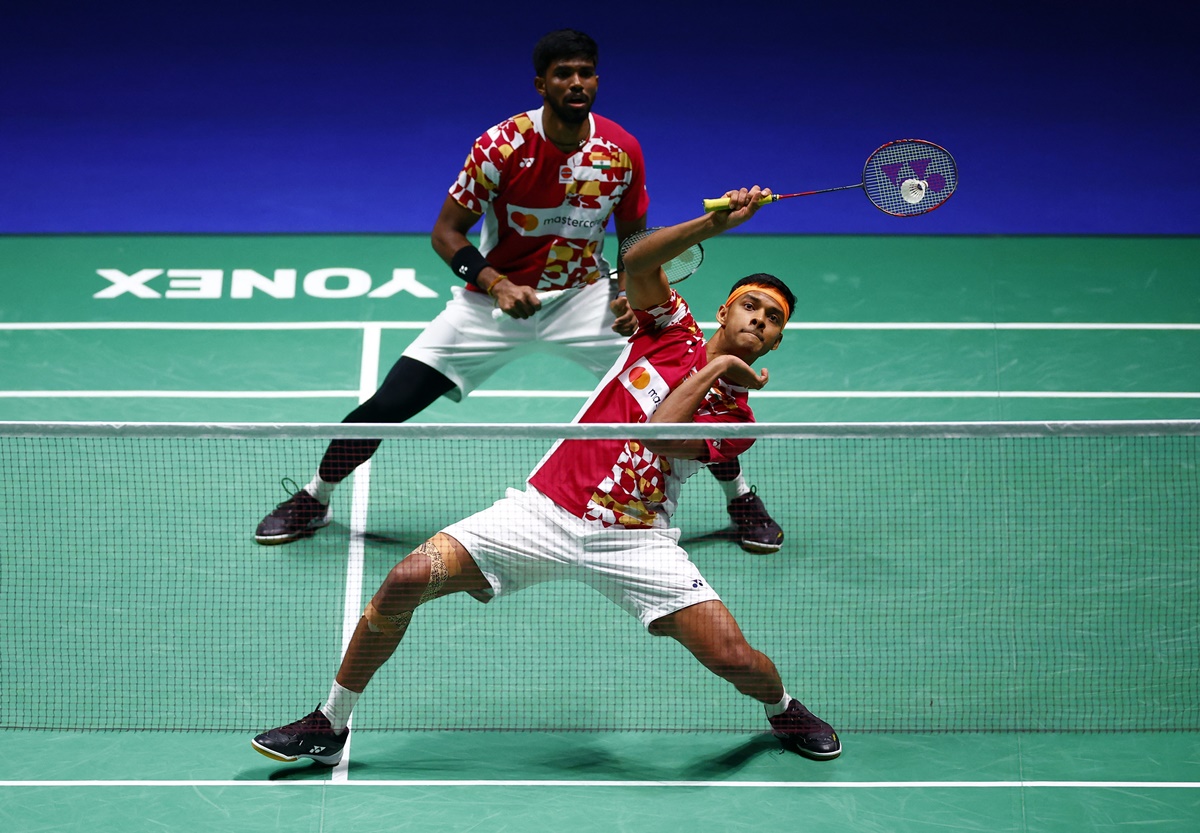 India's Chirag Shetty and Satwiksairaj Rankireddy were beaten by the Indonesian pair of Mohammad Ahsan and Hendra Setiawan in the Round of 16 doubles match at the Ferench Open.