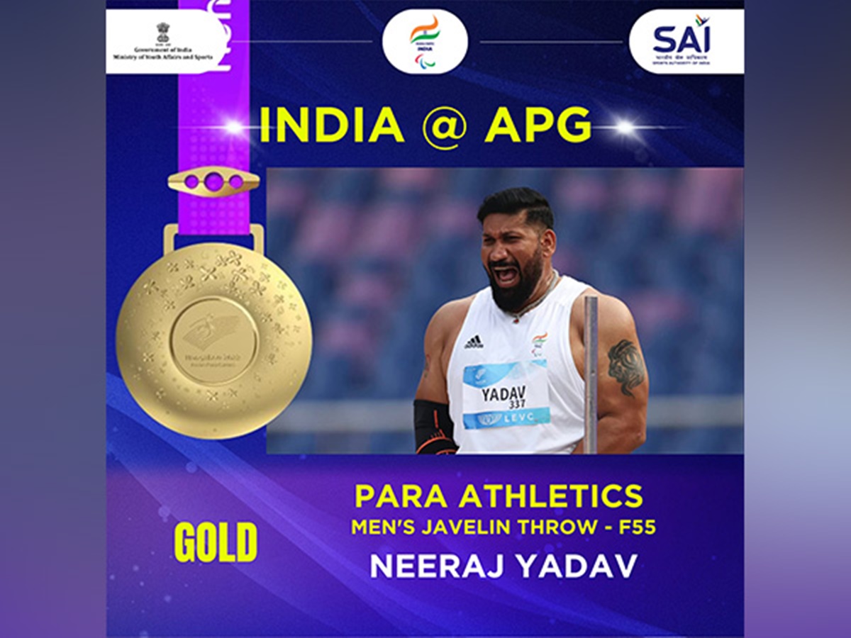 Neeraj Yadav celebrates winning gold in the men's javelin throw F55 with a record of 33.69m at the Hangzhou Asian Para Games on Saturday.