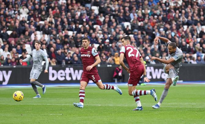 Dominic Calvert-Lewin scores for Everton in their match against West Ham United at London Stadium.