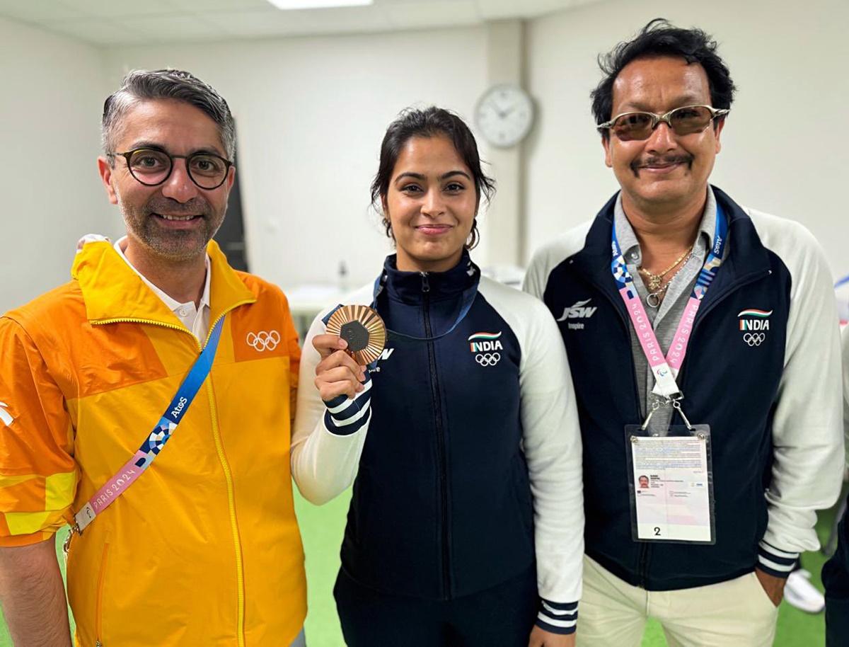 Abhinav Bindra, Manu Bhaker and Jaspal Rana