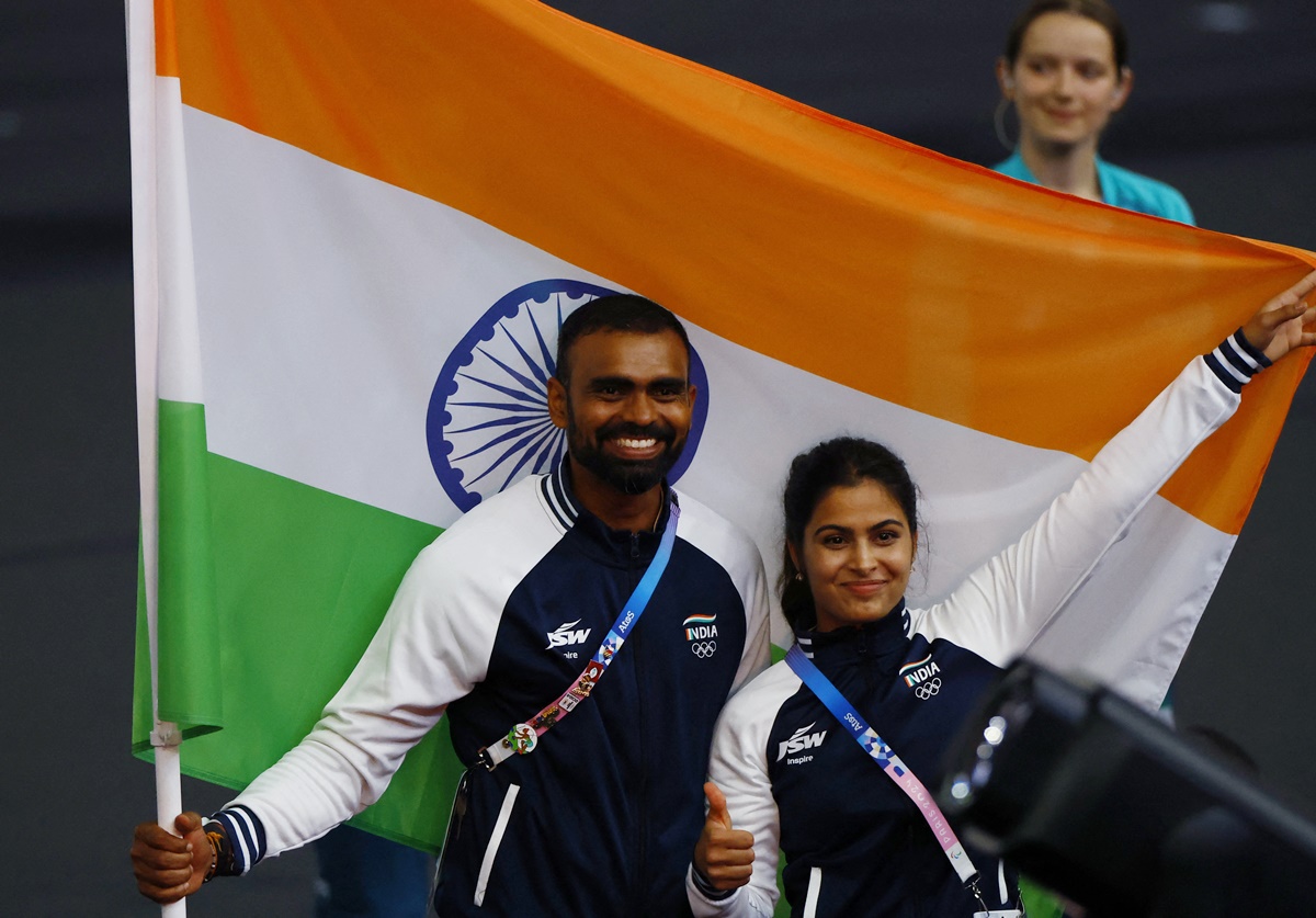 India's flagbearers Manu Bhaker and P R Sreejesh