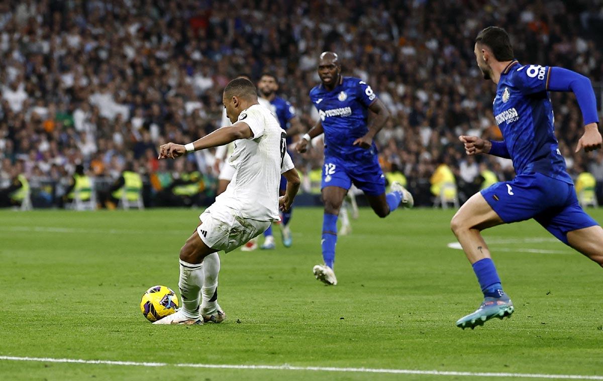 Kylian Mbappe scores Real Madrid's second goal