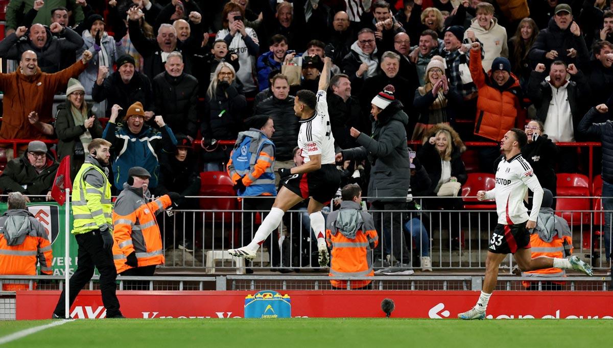 Rodrigo Muniz celebrates scoring Fulham's second goal