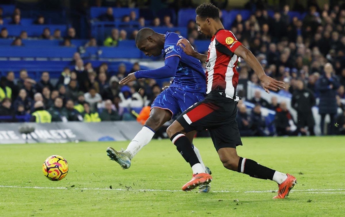 Nicolas Jackson scores Chelsea's second goal