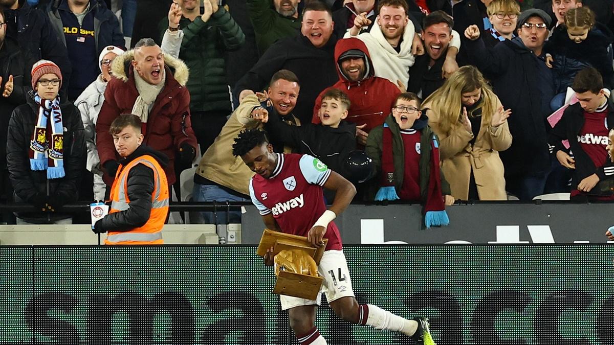 Mohammed Kudus celebrates scoring West Ham United's goal with an elephant themed stool.