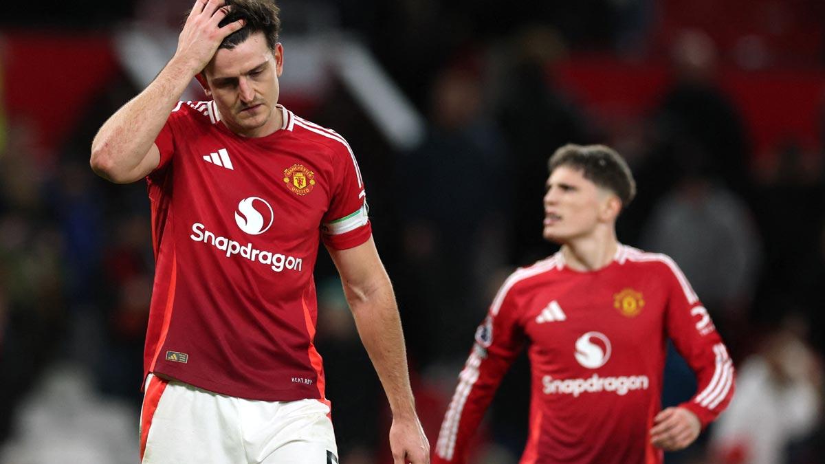 Manchester United's Harry Maguire looks dejected