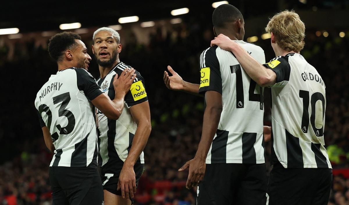 Newcastle United's players celebrate