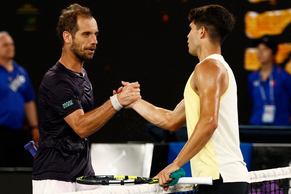 France's Richard Gasquet congratulates Spain's Carlos Alcaraz after winning their first round match