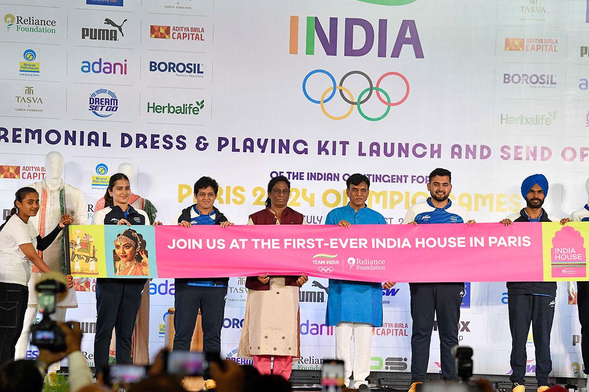  Union Sports and Youth Affairs Minister Mansukh Mandaviya and Indian Olympic Association (IOA) President PT Usha launches invitation