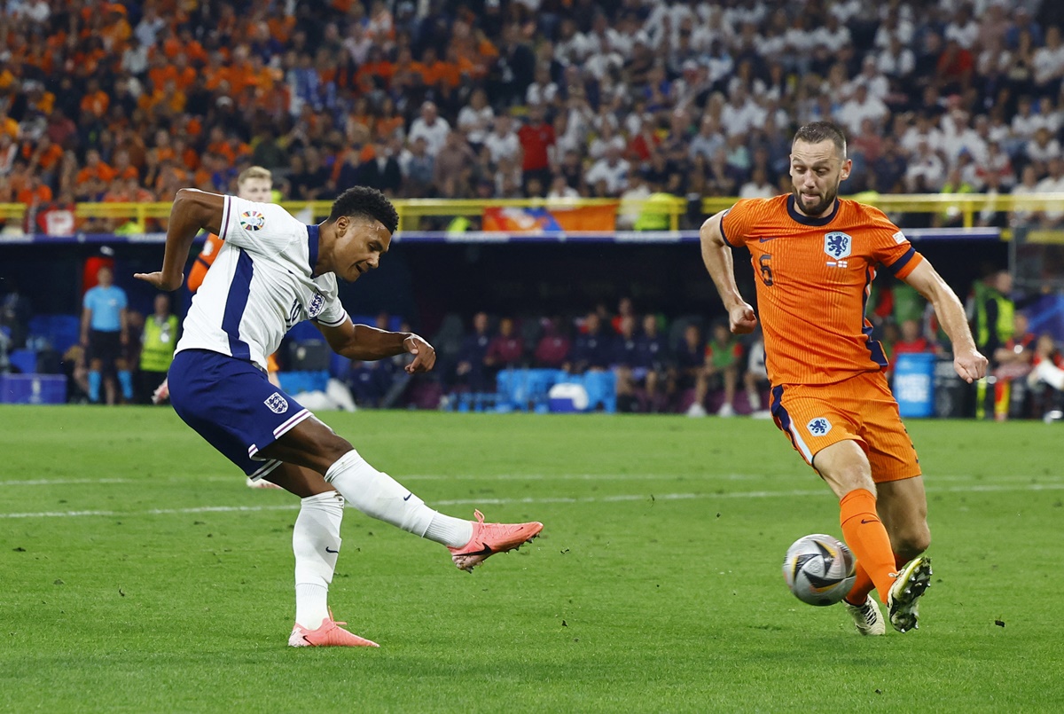 Ollie Watkins smashes a fierce shot into the bottom corner of the Netherlands goal in the first minute of added time.