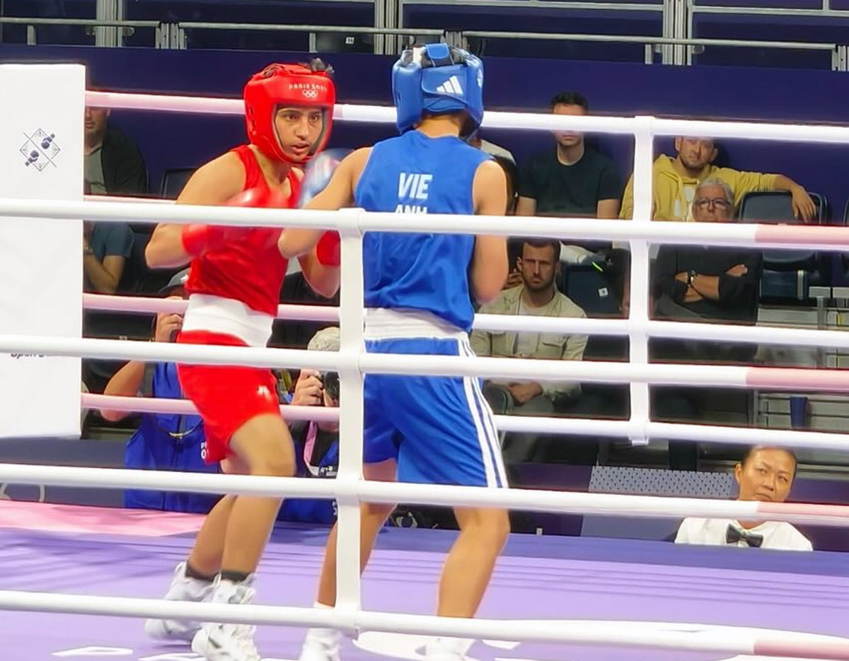 Preeti Pawar in action against Vietnam's Vo Thi Kim Anh in the women's 54kg boxing first round bout  at the Paris Olympics on Saturday.