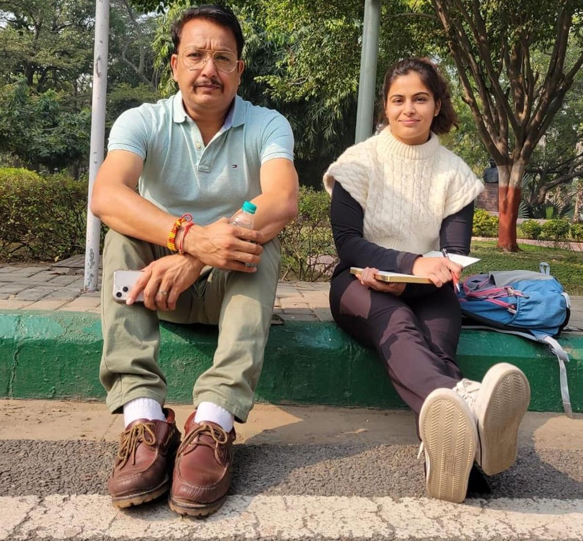 Manu Bhaker and coach Jaspal Rana