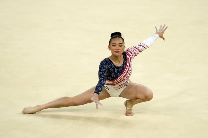 Sunisa Lee competes on the floor exercise.