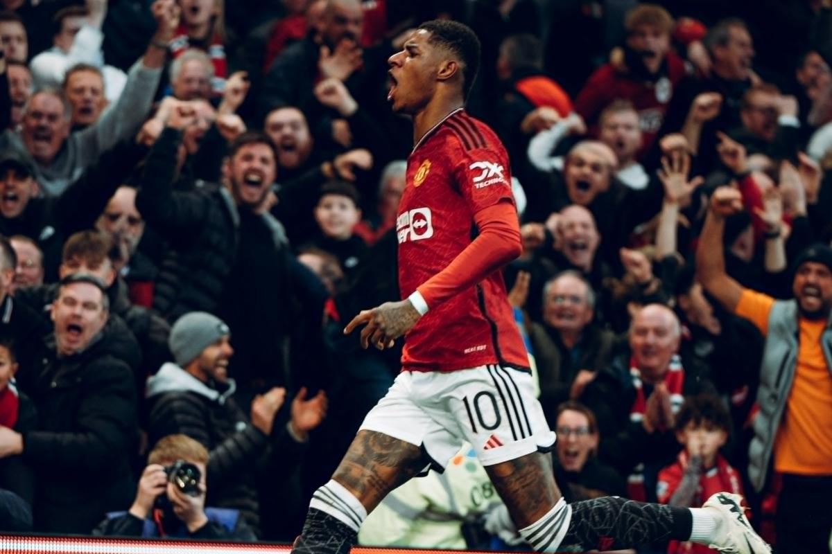 Marcus Rashford celebrates on scoring the 3rd goal 