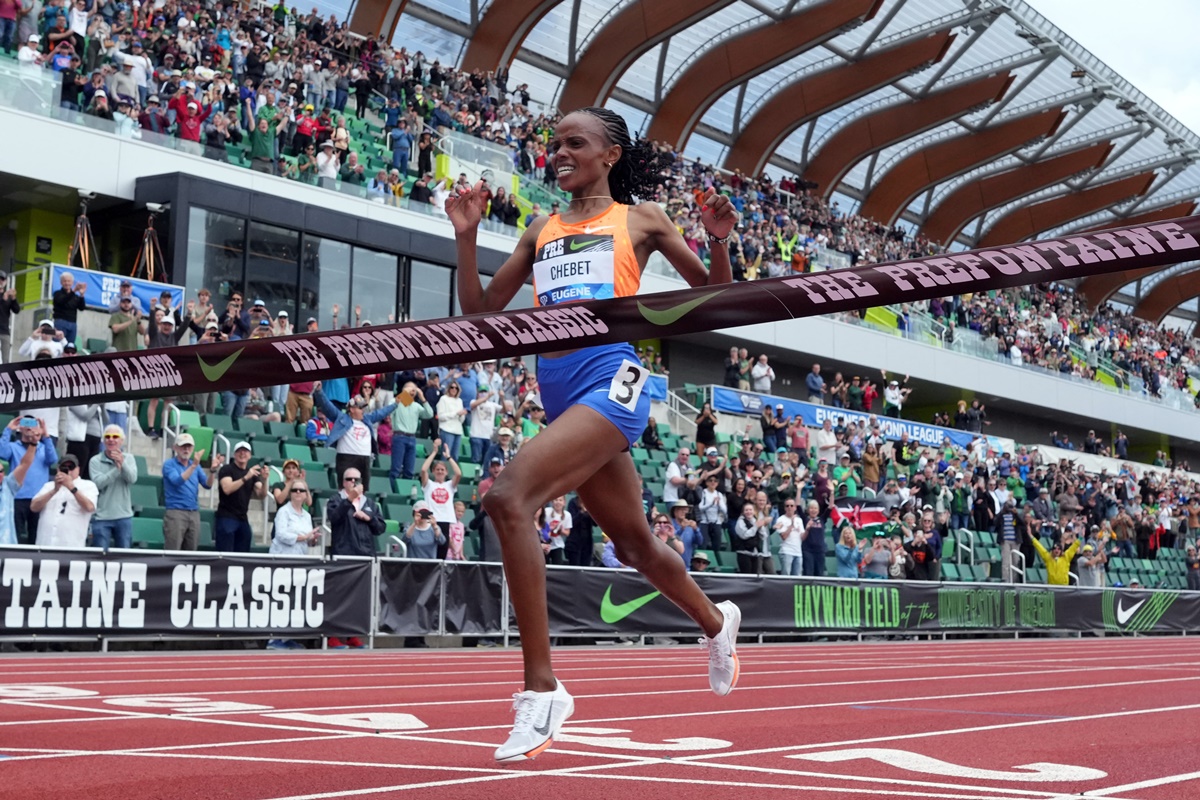 Kenya's Beatrice Chebet wins the women's 10,000m in a World record 28:54.14s during the 49th Pre Classic at Hayward Field, Eugene, Oregon, USA, on Saturday.