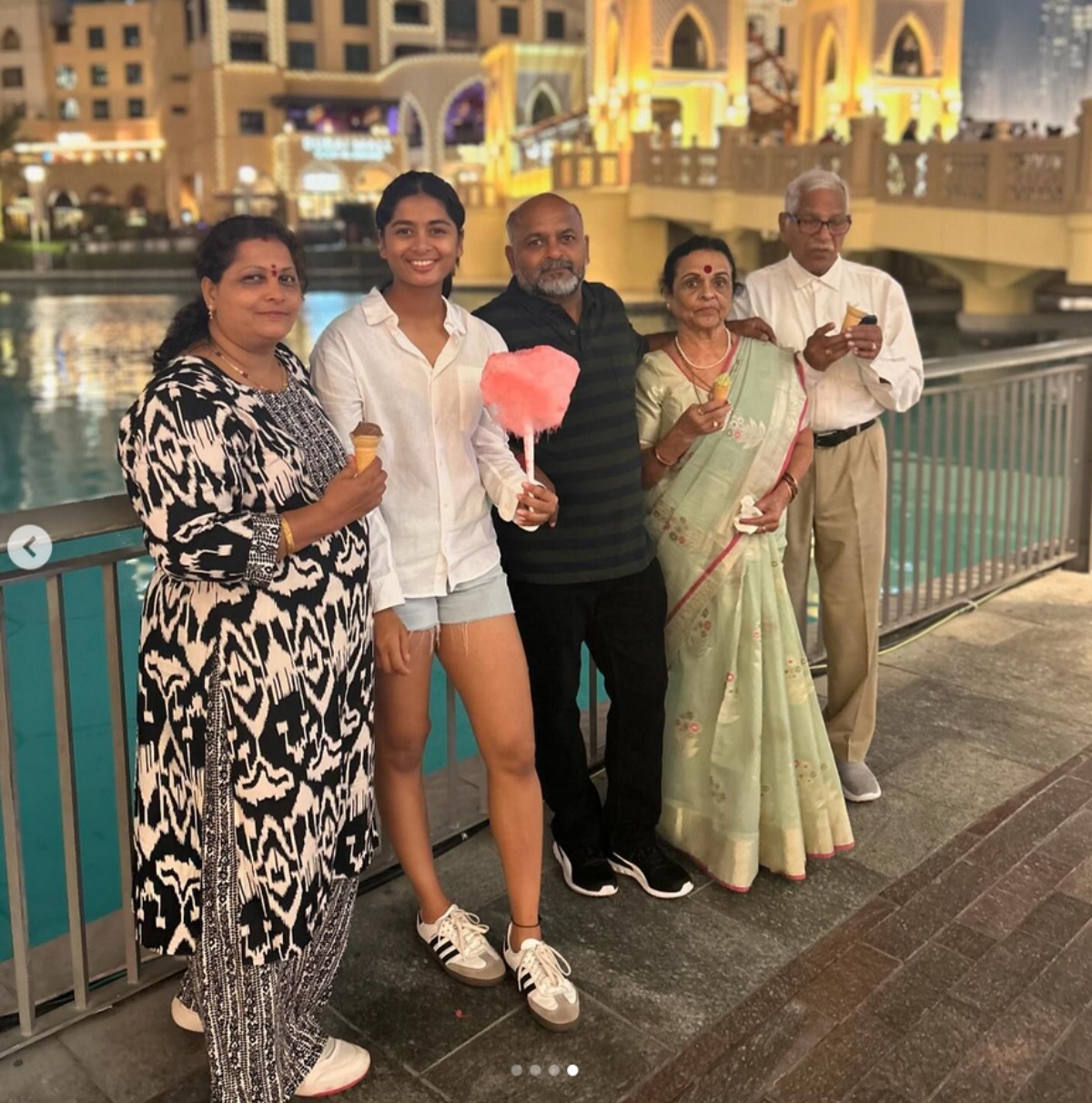 Shreyanka enjoys time out with her family