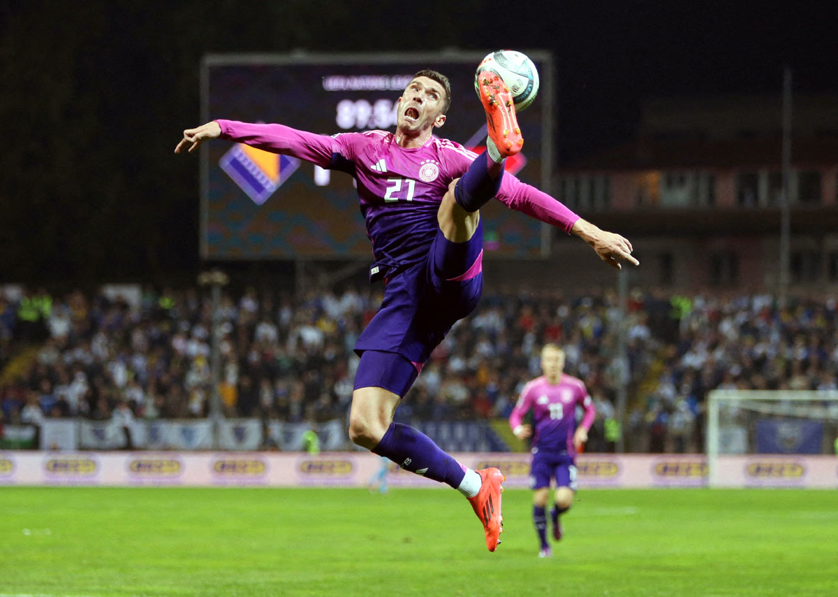 Germany's Robin Gosens tries to control the ball