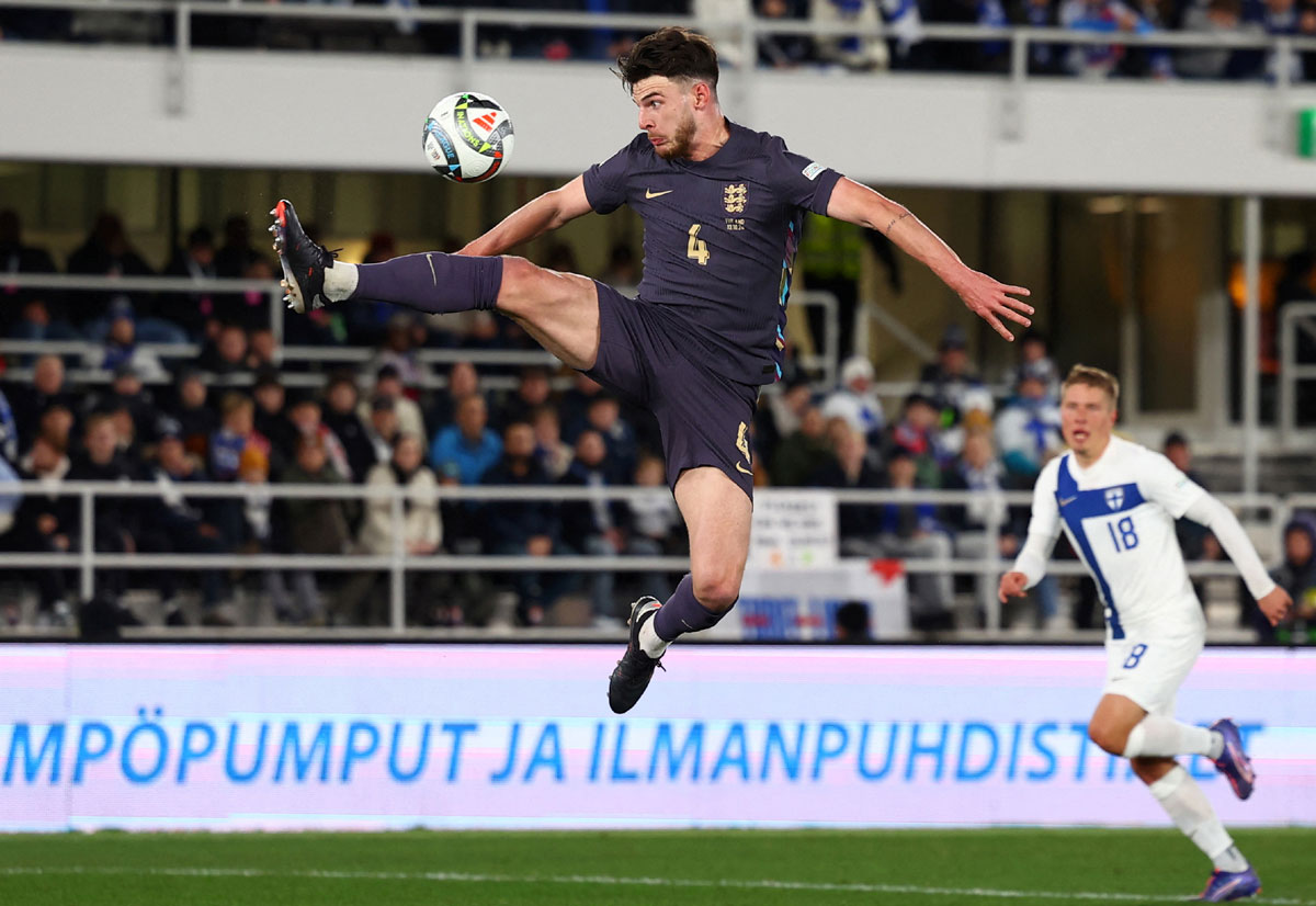 England's Declan Rice in action