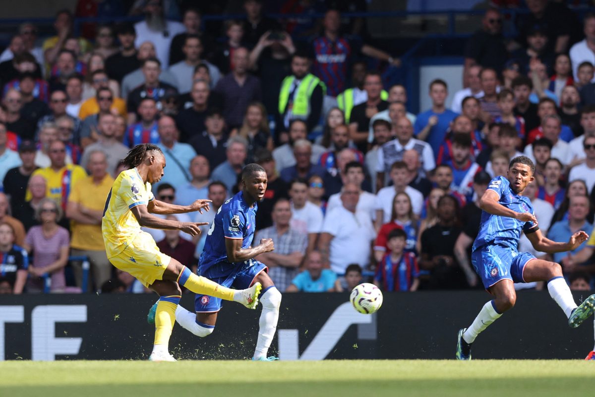 Crystal Palace's Eberechi Eze scores the late equaliser against Chelsea at Stamford Bridge, London 