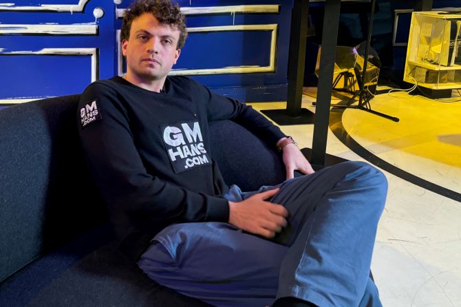 Hans Niemann of the U.S. poses ahead of his Speed Chess Championship semi-final against International Chess Federation (FIDE) world number one Magnus Carlsen of Norway, in Paris, France, on Thursday, September 5