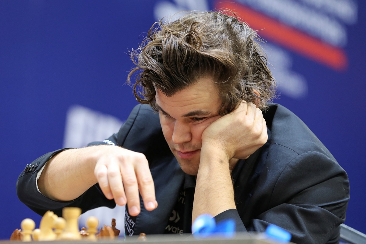 Norway's Magnus Carlsen advanced to the Speed Chess Championship final, where he will meet France's Alireza Firouzja.