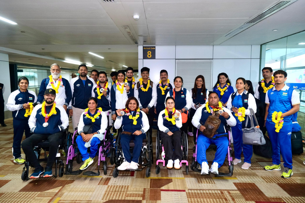 Gold medalist Avani Lekhara, Silver medalist Manish Narwal, Pranav Soorma and Bronze medalists Rubina Francis, Mona Agarwal and Rakesh Kumar were among those who returmed home from the Paralympic Games in Paris, on Saturday, September 7