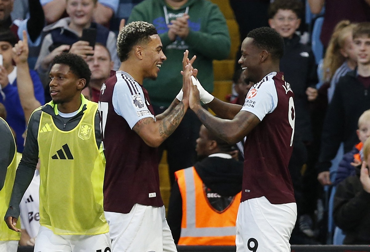 Jhon Duran celebrates with Morgan Rogers after scoring Aston Villa's third goal against Everton.