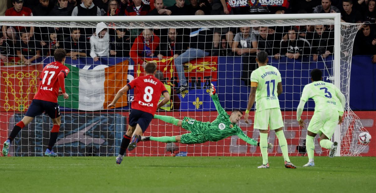 Osasuna's Ante Budimir scores their third goal from the penalty spot