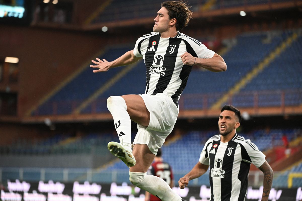 Juventus' Dusan Vlahovic celebrates scoring their first goal