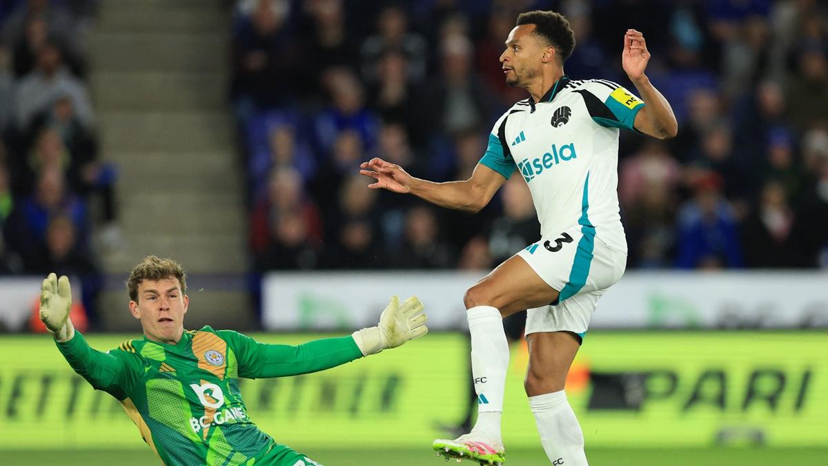 Jacob Murphy scores Newcastle United's second goal during the Premier League match against Leicester City at King Power Stadium, Leicester, on Monday.