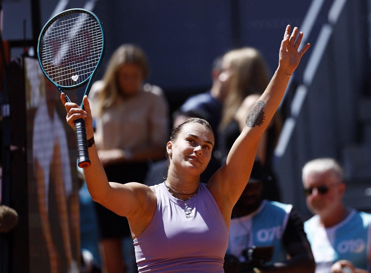 Belarus's Aryna Sabalenka celebrates winning her Round of 64 match against Russia's Anna Blinkova.