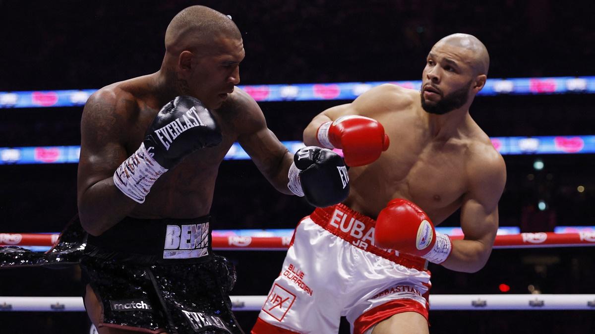Chris Eubank Jr, right, in action with Conor Benn during their middleweight boxing grudge fight at Tottenham Hotspur Stadium, London, on Saturday.