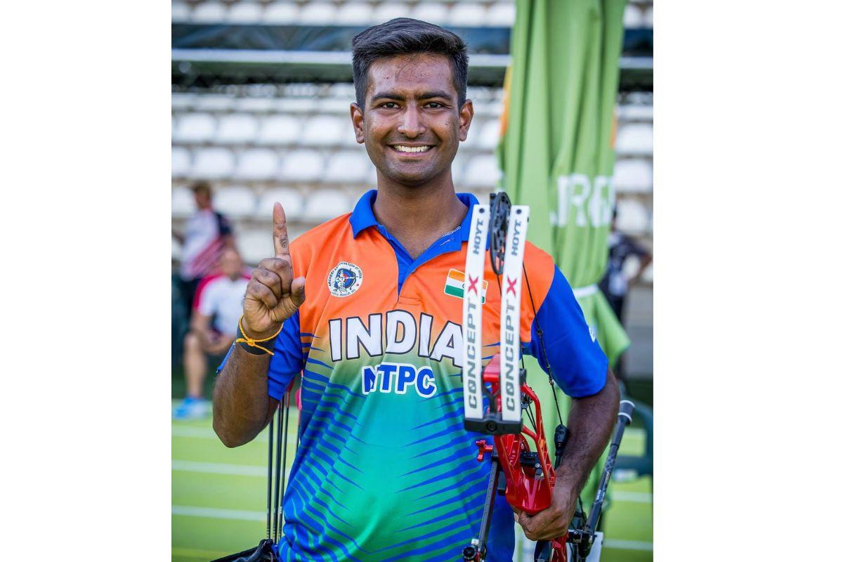 Rishabh Yadav, seeded 10th, produced a flawless display to beat senior teammate and multiple World Cup gold medallist Abhishek Verma 149-147 in the men's individual compound bronze medal match.