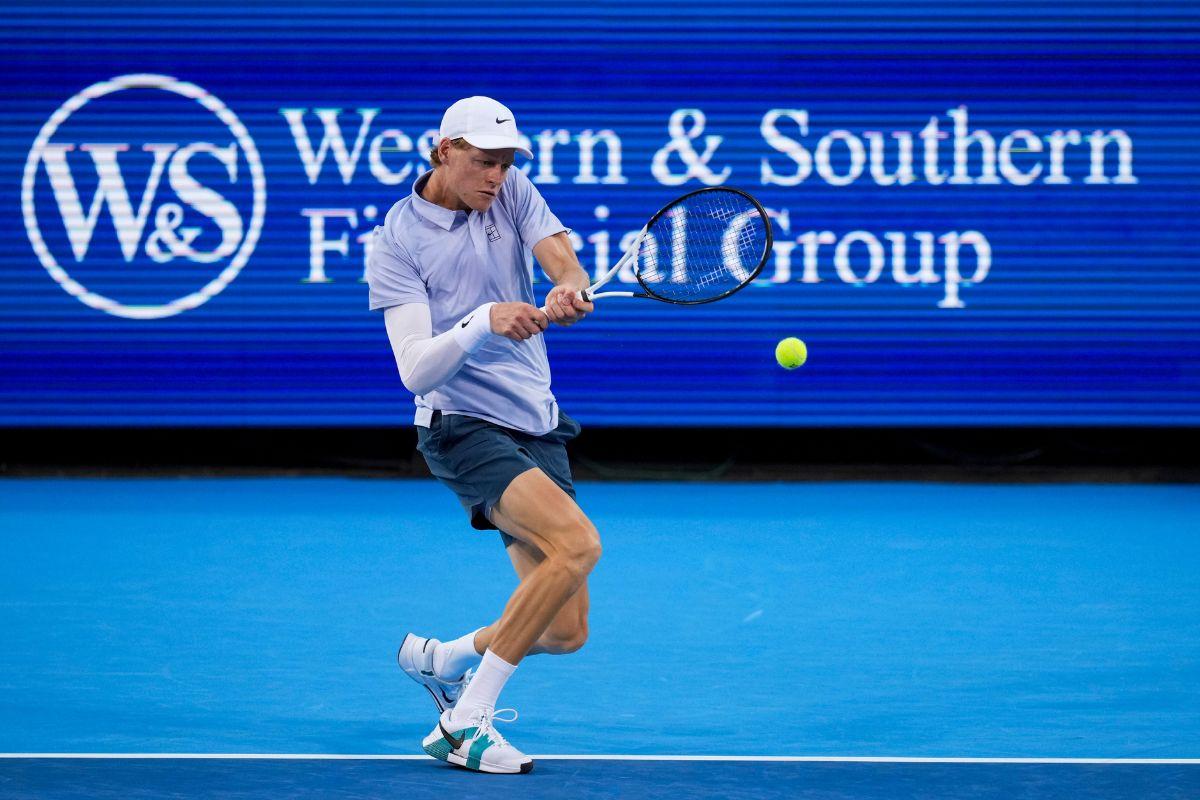 This is Jannik Sinner's 11th straight win over Alex de Minaur