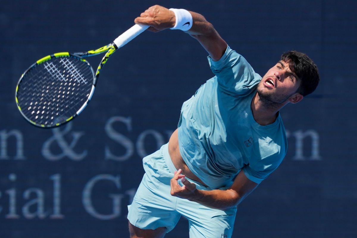 Spain's Carlos Alcaraz serves against Serbia's Hamad Medjedovic during the Cincinnati Open at the Lindner Family Tennis Center at Cincinnati, Ohio on Tuesday