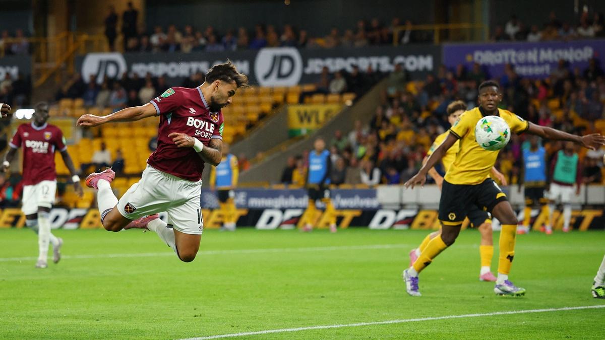 Lucas Paqueta heads home West Ham United's second goal.