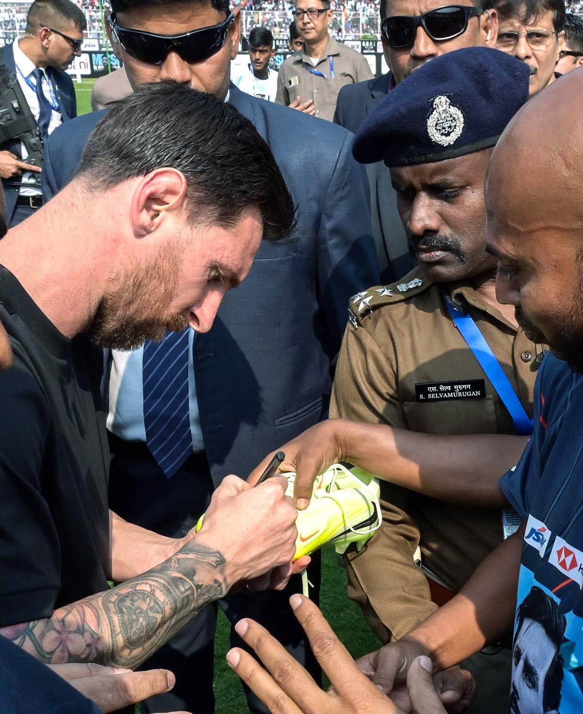 Lionel Messi Lionel Messi