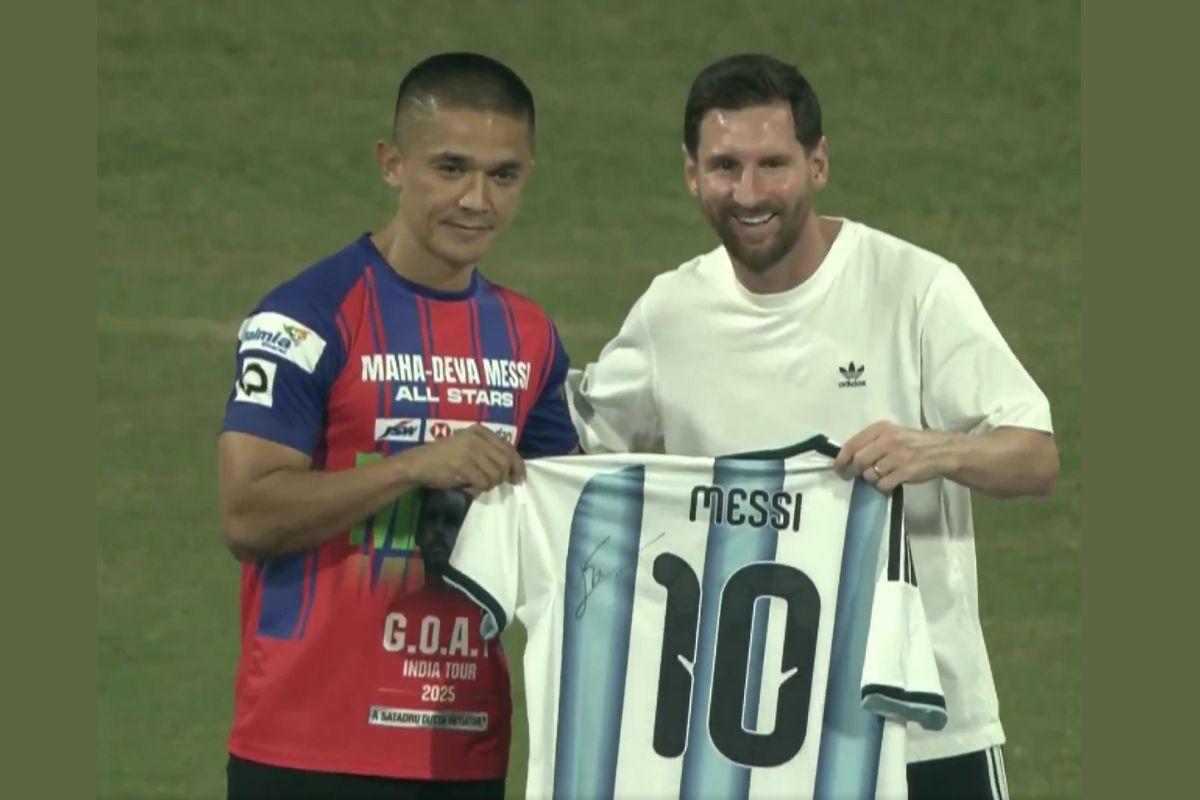 Indian football legend Sunil Chhetri is gifted a jersey by Argentina great Lionel Messi during the Mumbai leg of the latter's GOAT tour on Sunday