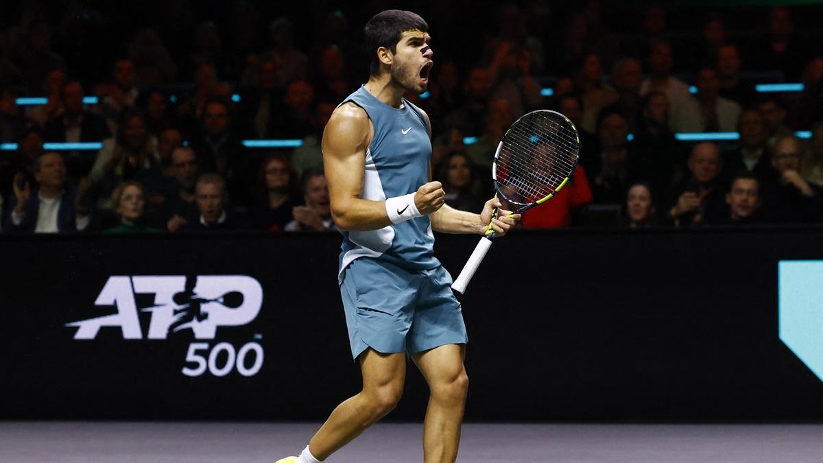 Spain's Carlos Alcaraz celebrates victory over Poland's Hubert Hurkacz in the semi-finals of the Rotterdam Open, at Rotterdam Ahoy, on Saturday.