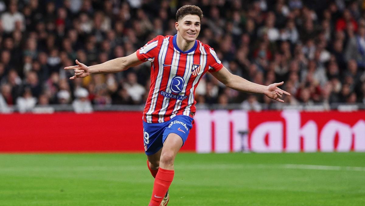 Julian Alvarez celebrates putting Atletico Madrid ahead from the penalty spot.