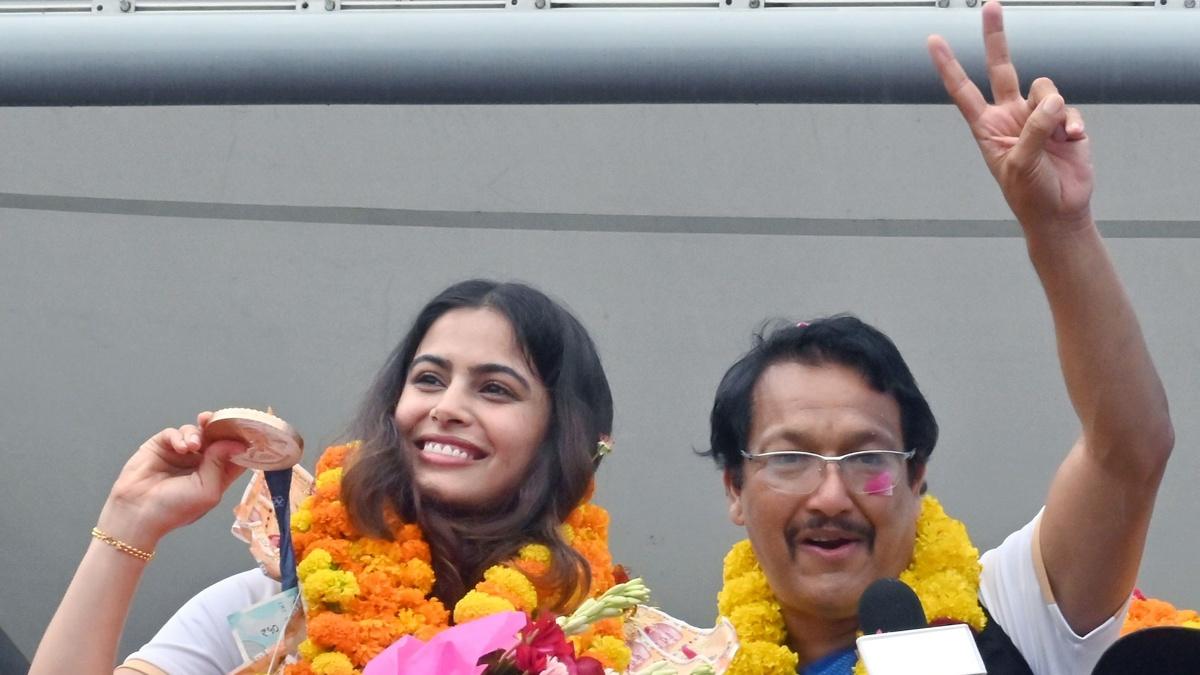 Manu Bhaker with Jaspal Rana