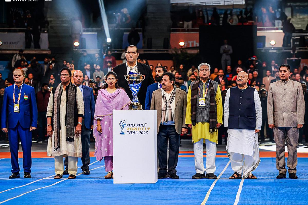 Mr. M.S. Tyagi (General Secretary KKFI), Ms. P.T. Usha (President, Indian Olympic Association), Raksha Khadse (Ministry of Youth Affairs and Sports of India), The Great Khali (Former Indian professional wrestler), Mr Rajiv Shukla (Vice President, BCCI), Mr. Sudhanshu Mittal (President, KKFI & IKKF) & Mr. Rohit Haldania (General Secretary IKKF) at the trophy unveiling