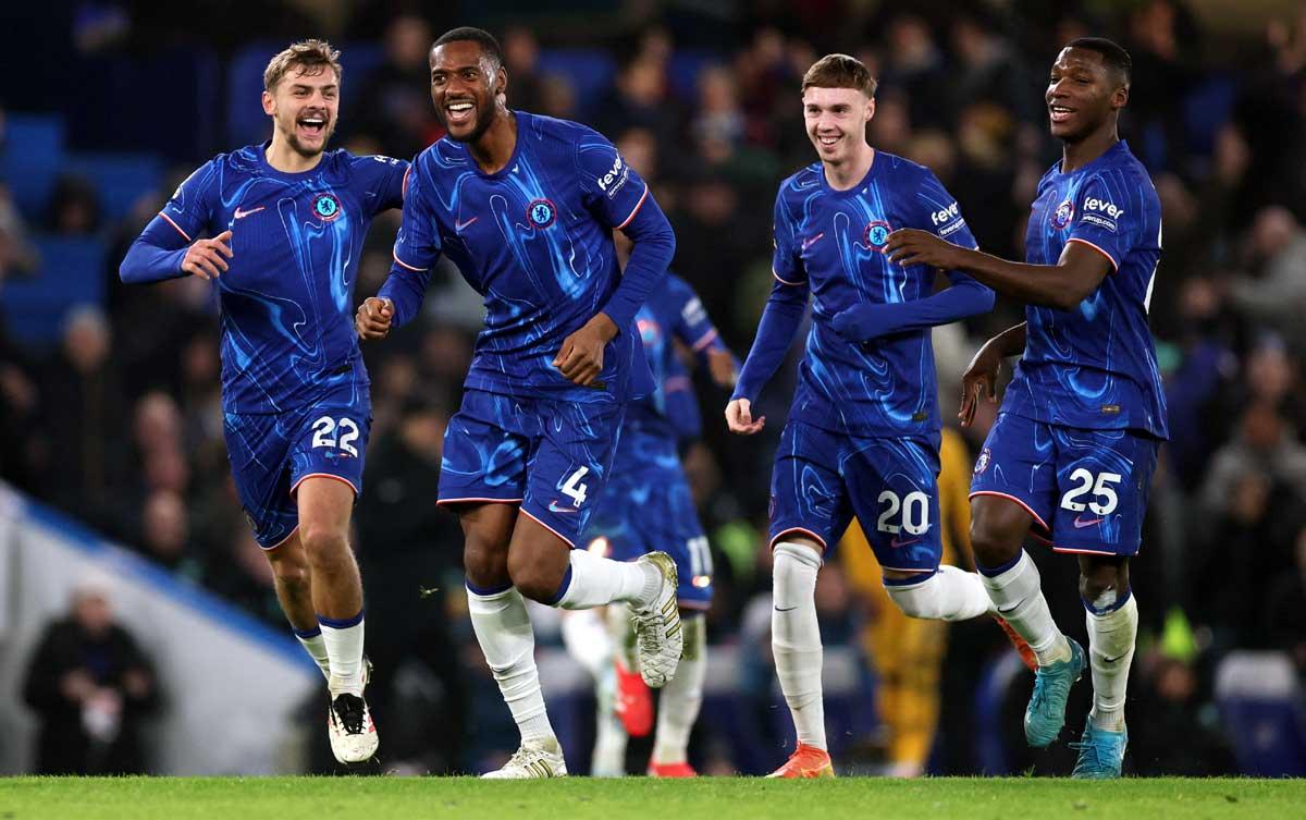 Chelsea's Tosin Adarabioyo celebrates