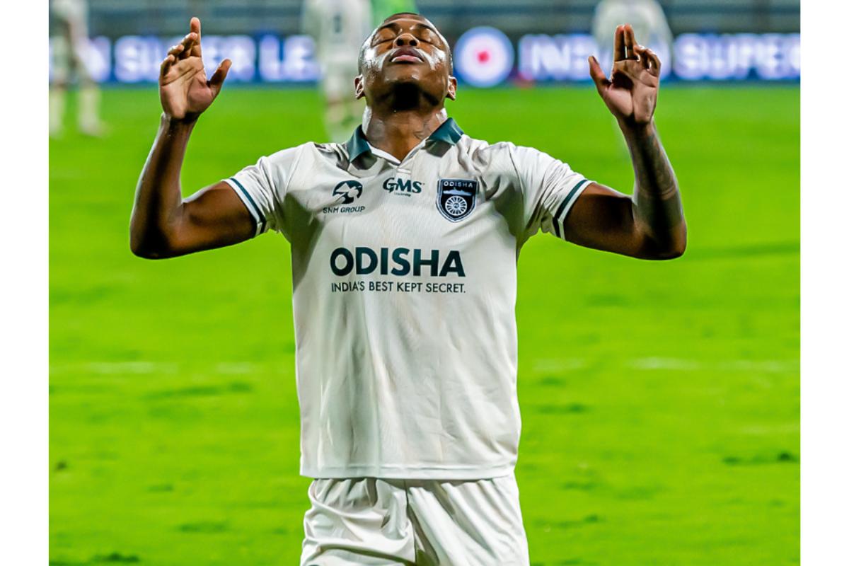 Diego Mauricio celebrates scoring Odisha's opening goal off a spot-kick against Bengaluru FC in their ISL match on Wednesday