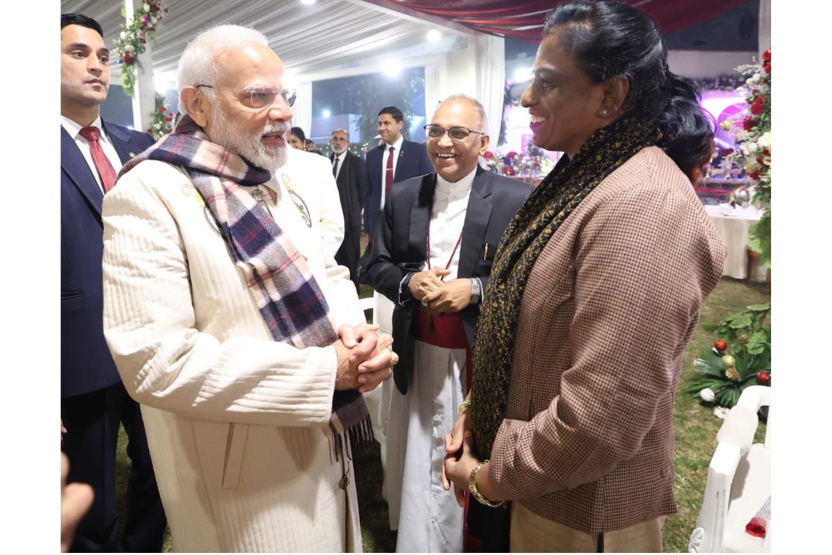 Prime Minister Narendra Modi with IOA chief PT Usha