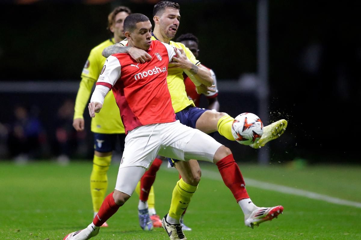 S.C. Braga's Amine El Ouazzani in action with Lazio's Alessio Romagnoli at  Estadio Municipal de Braga, Braga, Portugal